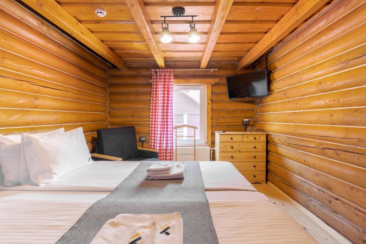 Gremi Hotel Dragobrat Bagian luar foto