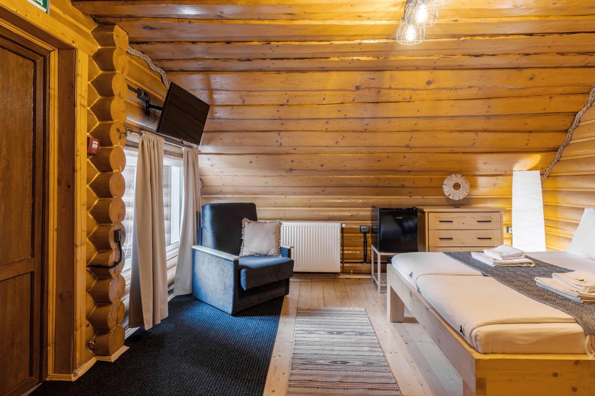 Gremi Hotel Dragobrat Bagian luar foto