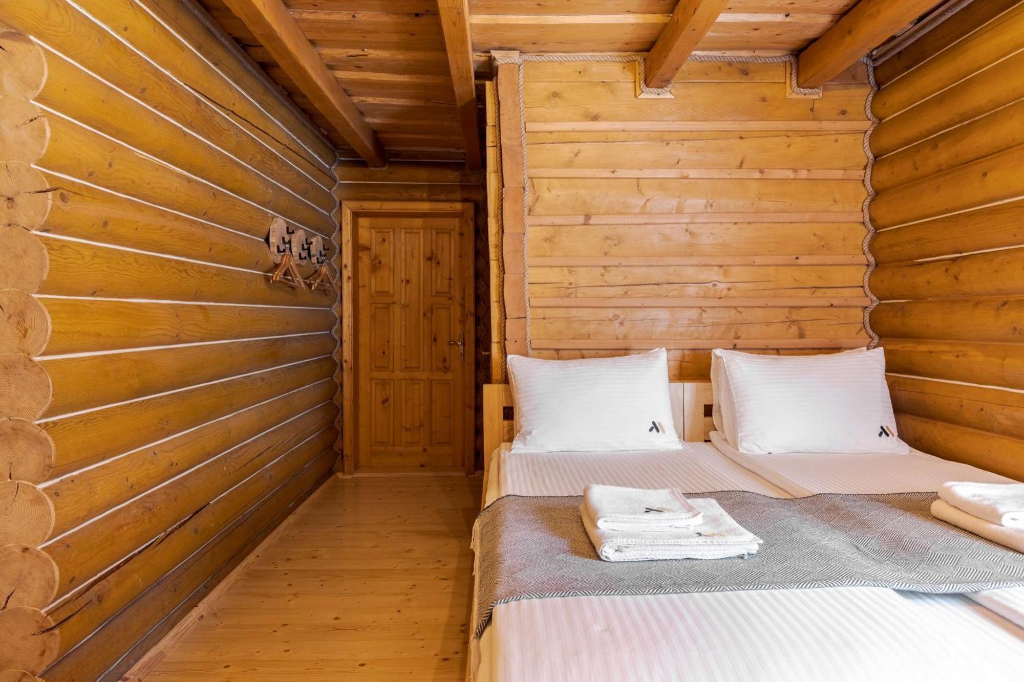 Gremi Hotel Dragobrat Bagian luar foto