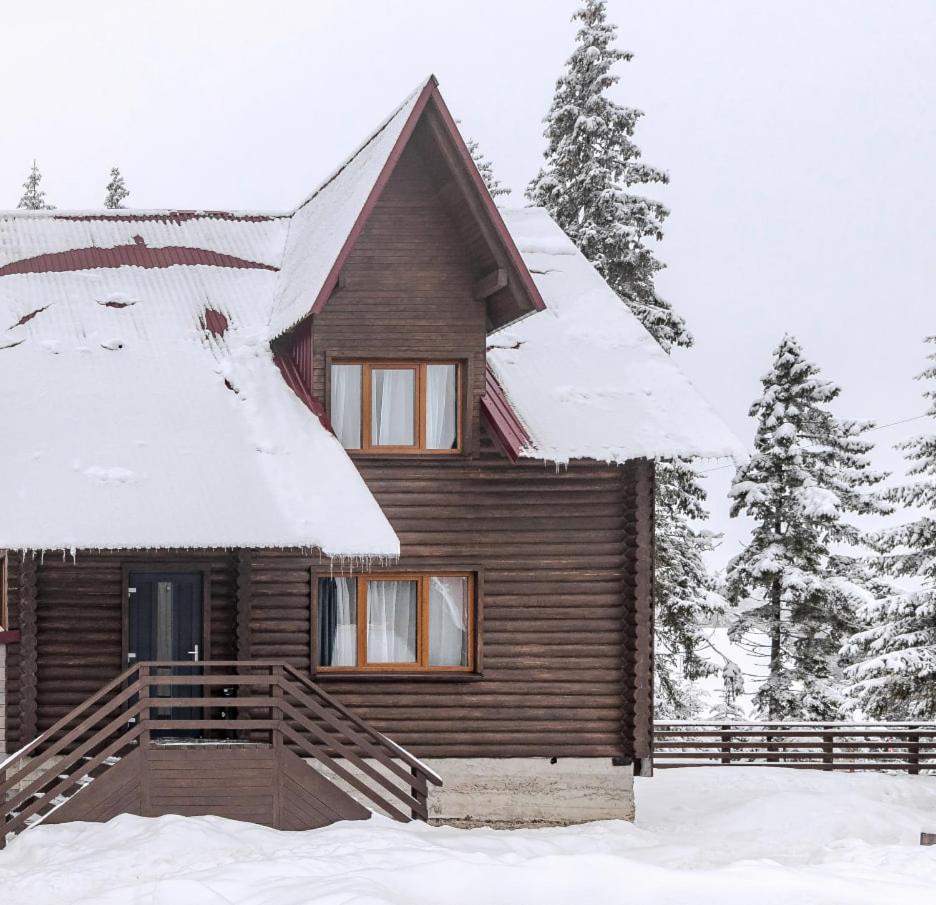 Gremi Hotel Dragobrat Bagian luar foto