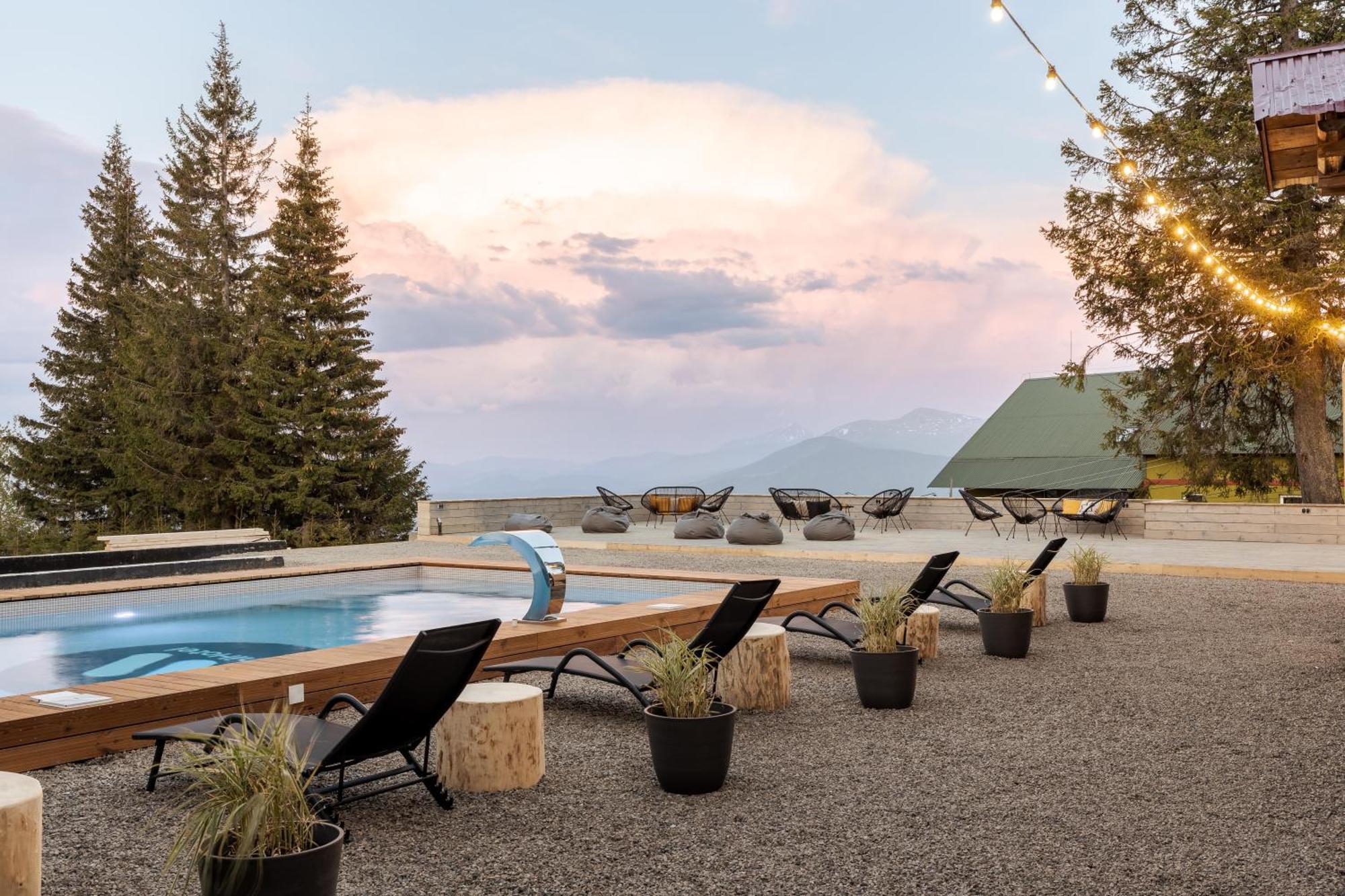 Gremi Hotel Dragobrat Bagian luar foto